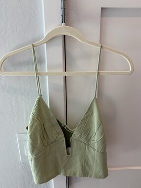 NWT Elodie Green Low Plunge Crop Top
